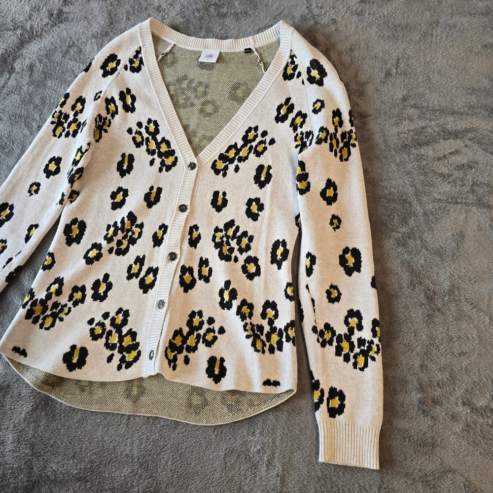 Cabi 5277‎ Leopard Floral Knit Cardigan Sweater Button Front Beige Yellow S - Picture 4 of 15